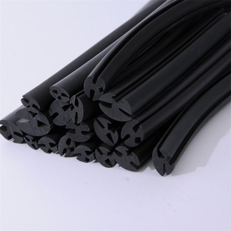 三元乙丙橡膠粘模？選對脫模劑讓生產(chǎn)效率翻3倍！